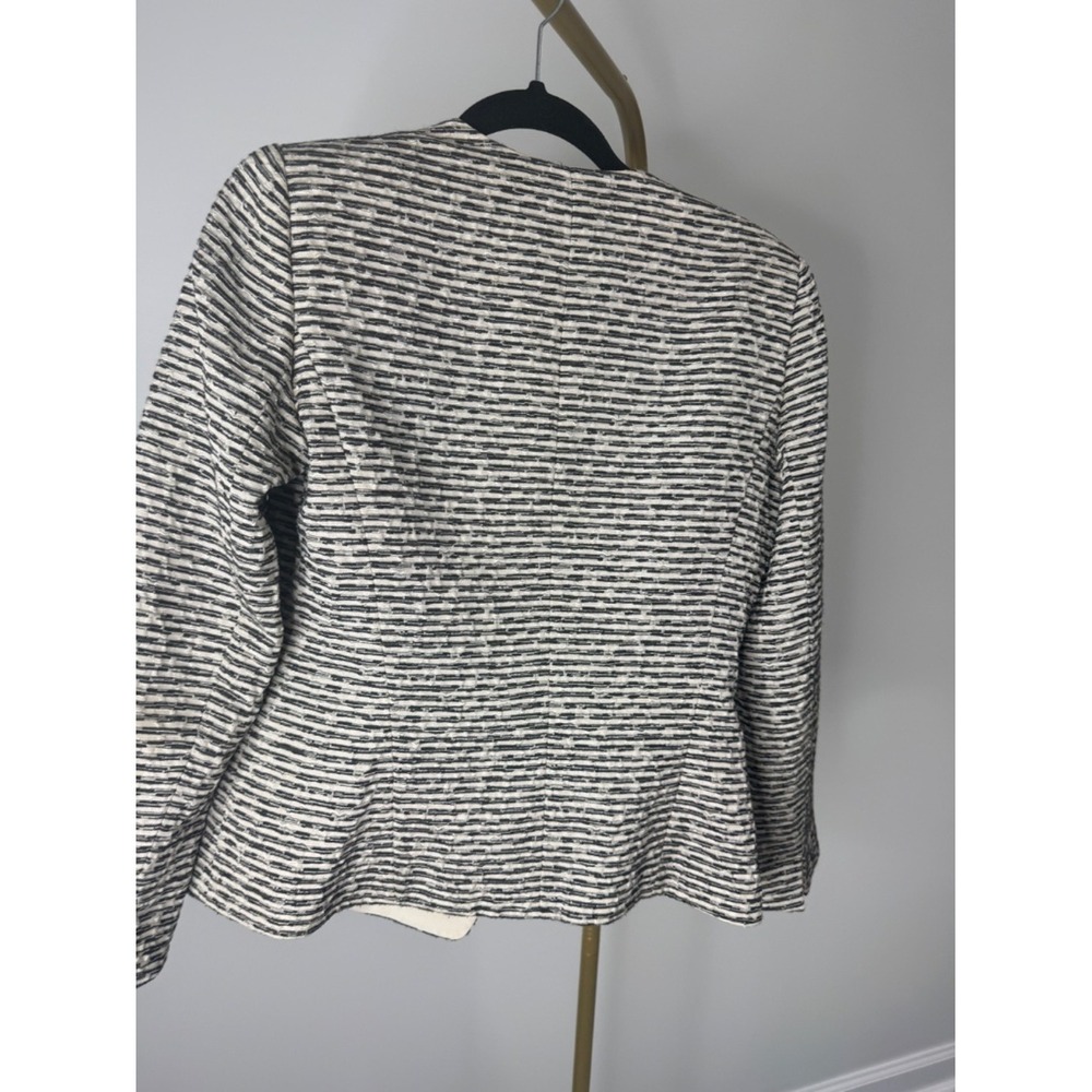 Lafayette 148 Textured Tweed Cropped Blazer Jacket Size 6 Quiet Luxury - Picture 2 of 13